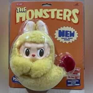 AUTHENTIC Pop Mart Labubu Wacky Mart Shrimp Tempura Earphone Case